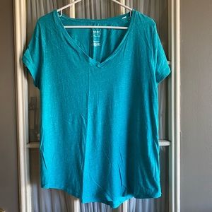 Sonoma everyday tee Vneck